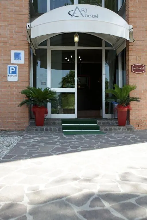 Art Hotel Mirano entrance